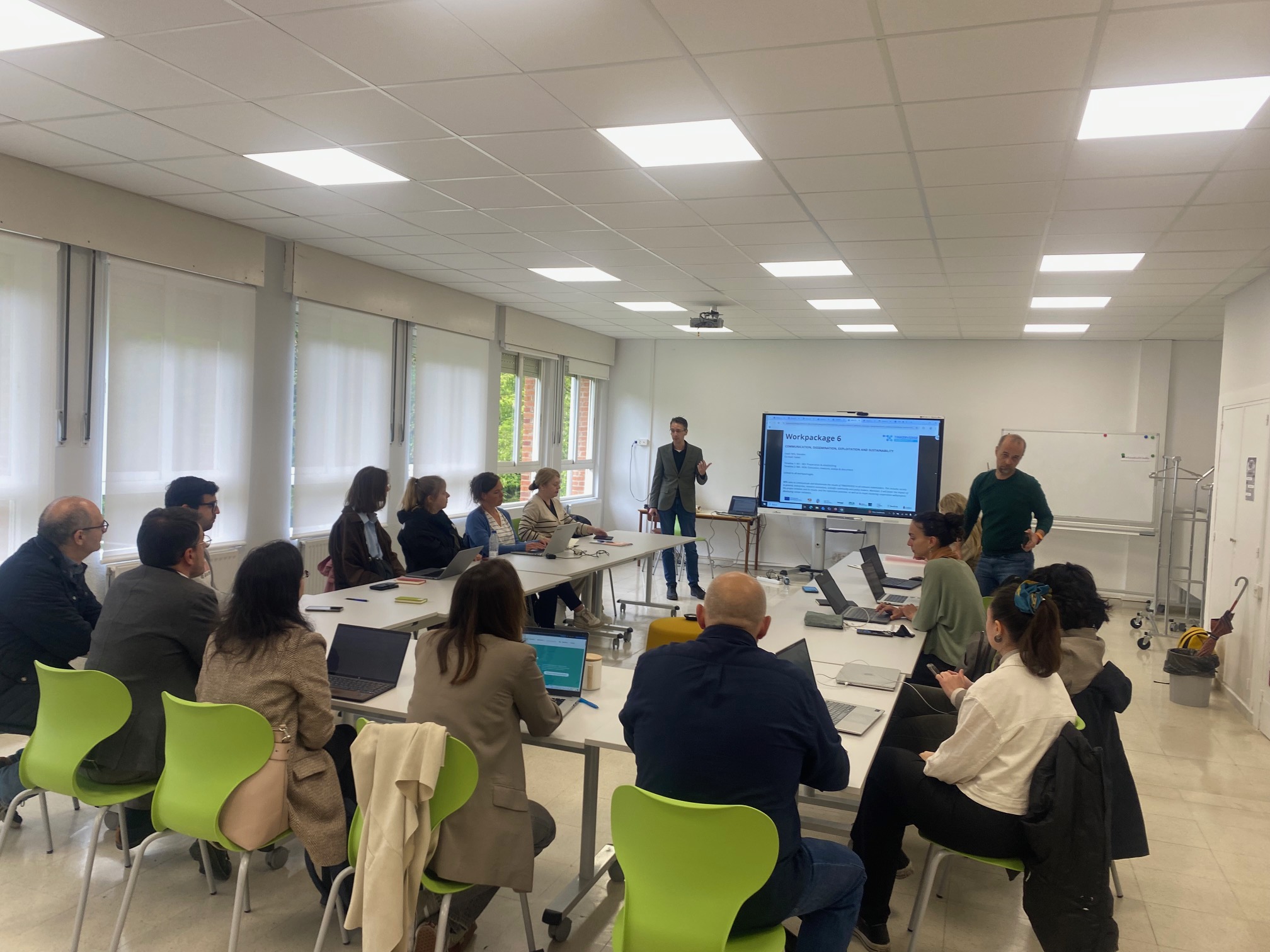 CFIE Burgos_Aula trabajo